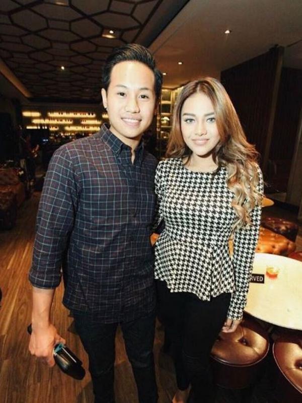 Aurel Hermansyah dan pacar, Rabbani Zaki. (foto: instagram/aurelie.hermansyah)