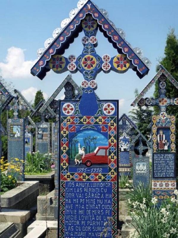 Kuburan Cimitirul Vesel di Romania (foto : allday,com)