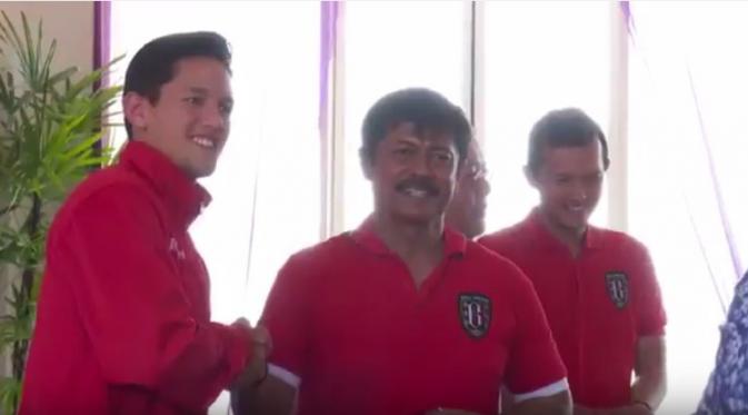 Bali United memperkenalkan Irfan Bachdim (Bali United TV)