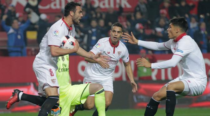 Sevilla kini lebih fokus pada penguasaan bola. (AP Photo/ Angel Fernandez)
