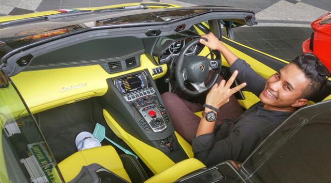 Yuk, Selfie Seru di Super Car Lamborghini - Citizen6 