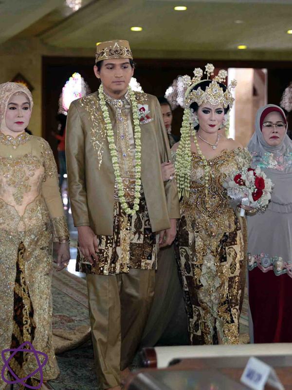 Pernikahan Lucky Hakim dan Tiara Dewi. (Deki Prayoga/Bintang.com)