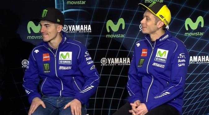  Vinales saat meluncurkan motor Yamaha YZR M1 yang akan dipakai pada MotoGP 2017 di Madrid, Sapnyol, Kamis (19/1/2017). (Twitter/Crash)