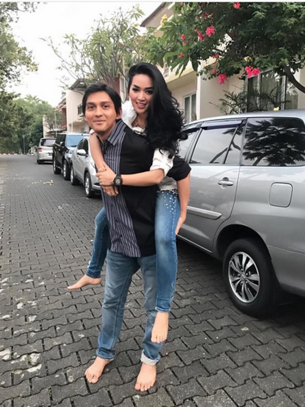 Lucky Hakim - Tiara Dewi (Instagram/tiaradewireal)