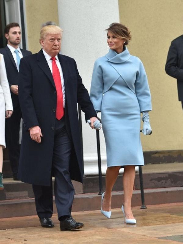 Melania Trump di Hari Inagurasi Presiden AS (Foto: popsugar.com)