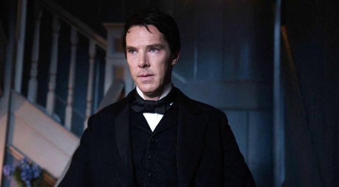 Begini penampilan Benedict Cumberbatch di film The Current War. (Via: Aceshowbiz)