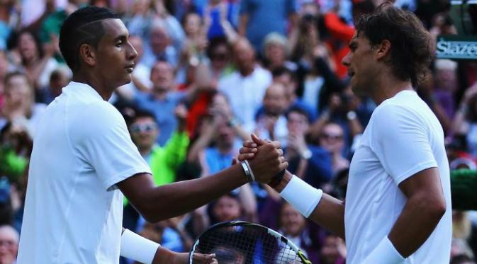 Rafael Nadal (kanan) tidak pernah menjuarai Grand Slam setelah dikalahkan Nick Kyrgios pada babak keempat Wimbledon 2014. (Fox Sports)