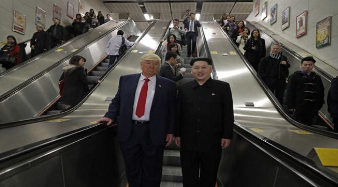 Ketika `Donald Trump` dan `Kim Jong`-un Bersahabat Baik