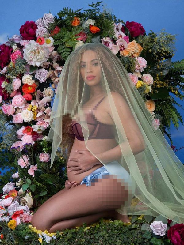 Beyonce mengumumkan bahwa ia sedang hamil anak kembar lewat Instagram pribadinya (Instagram/beyonce)