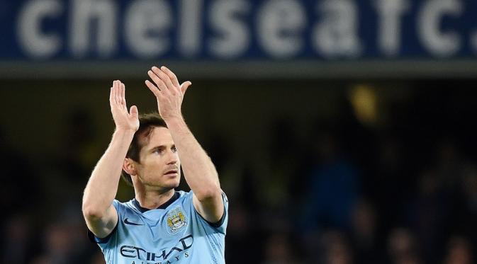 Frank Lampard tidak mendapatkan kesempatan untuk mengakhiri karier sebagai pesepak bola di Chelsea. (EPA/Andy Rain)