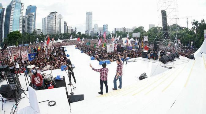 Konser Gue 2 Sukses, Ahok Akan Gelar Pesta Rakyat. (Facebook/Basuki Tjahaja Purnama)