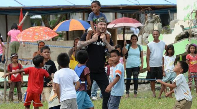 David Beckkham saat mengunjungi Filipina (Mirror/ Getty Images)