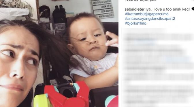 Anak Sabai Morscheck gemas dengan sang ibu (Foto: Instagram)