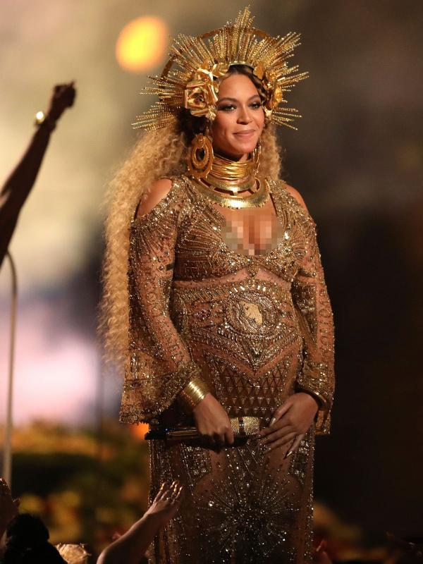 Beyonce dalam Grammy Awards 2017 (MATT SAYLES/INVISION/AP/People)