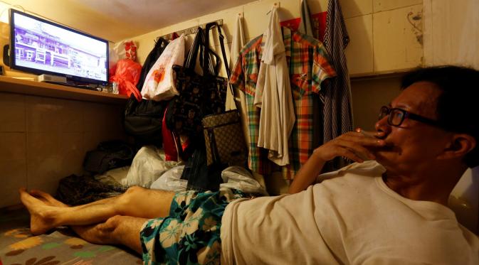 Pekerja di Hong Kong pilih tinggal di Coffin Homes dengan ukuran 6x4 meter (Foto : reuters.com)