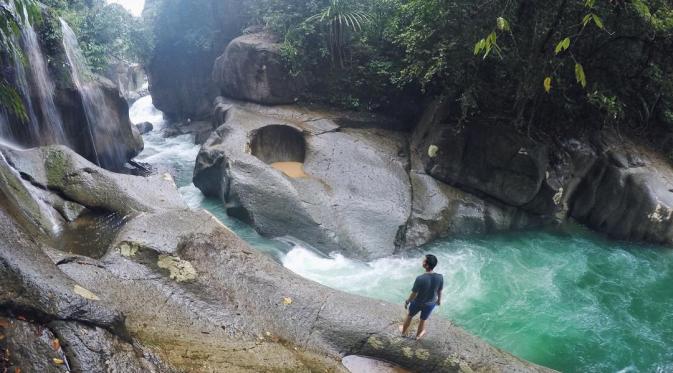 Air Terjun Nyarai, Lubuk Alung, Pariaman, Sumatera Barat. (fathuribrahim_/Instagram)