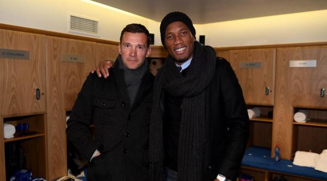 Didier Drogba dan Andriy Shevcheko (Twitter Chelsea)