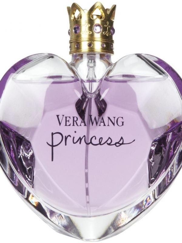 Keistimewaan yang ada dalamkemasan parfum Princess buatan Vera Wang. 