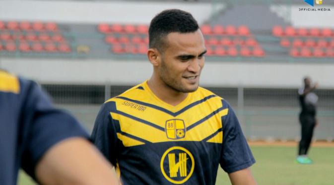 Rizky Pora siap tampil menghadapi Martapura FC, Sabtu (4/3). (Dok. Barito Putera)