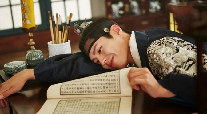 Park Bo Gum dalam Love in the Moonlight yang tayang 2016 (Pinterest)