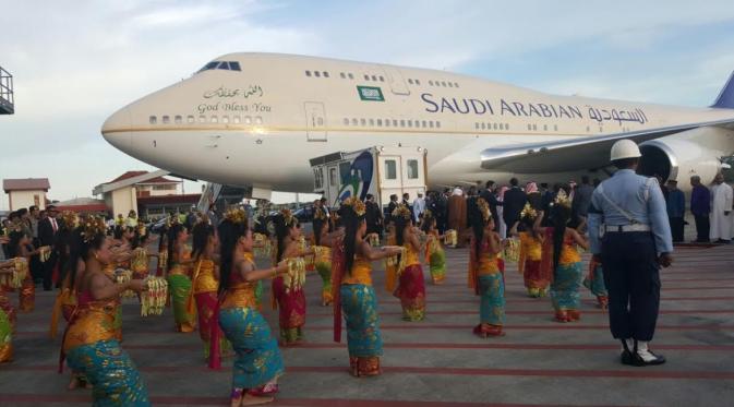 Raja Salman tiba di Bali. (dok. Kemenpar)