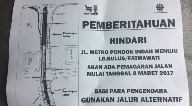 Edaran imbauan hindari jalan Metro Pondok Indah-Lebak Bulus (Nafiysul Qadar/Liputan6.com)