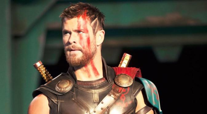 Sutradara Guardians of the Galaxy katakan trailer Thor: Ragnarok akan jadi yang terbaik dalam sejarah Marvel. (Entertainment Weekly)