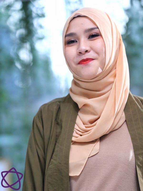 Zaskia Mecca kini lebih nyaman dagang daripada syuting. (Adrian Putra/Bintang.com)