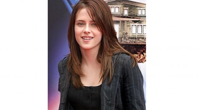 Kristen Stewart dalam premiere Zathura (Hollywood.com)