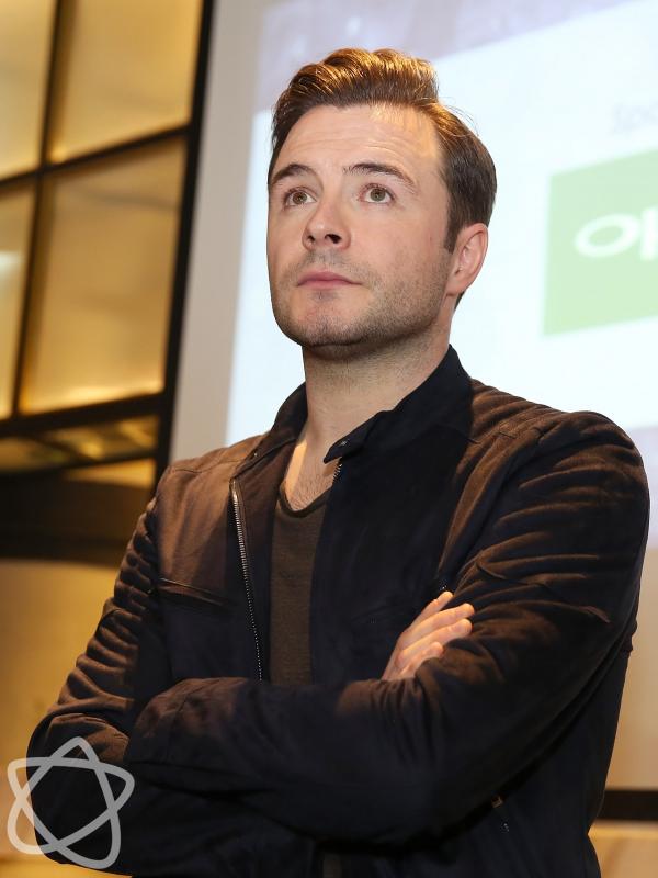 Antusias yang tinggi pun ditunjukkan Shane ketika membuka suara saat konferensi pers di Intiland Tower, Jakarta Pusat, Senin (13/3/2017). Meskipun telah belasan kali datang ke Indonesia, ia tetap merasa senang berada di sini.  (Bambang E. Ros/Bintang.com)