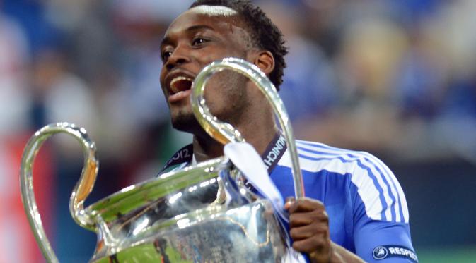  Michael Essien saat memenangkan Liga Champions 2011/12 bersama Chelsea. (AFP Photo / Patrik Stollarz) 
