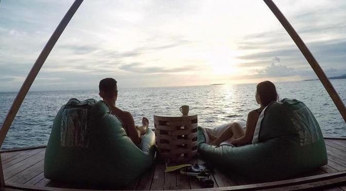 Nikita Willy dan Indra Djokosoetono liburan di Gorontalo [foto: instagram/nikitawillyofficial94]