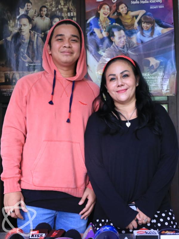 Billy Syahputra dan Mak Vera (Adrian Putra/Bintang.com)