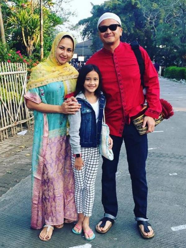 Ferry Maryadi dan Deswita Maharani (Instagram/@kangferrymaryadi)