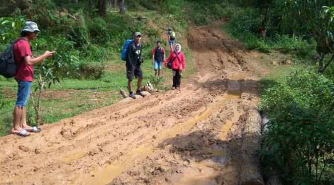 Dusun Malenteng butuh uluran tangan pemerintah daerah setempat untuk pembangunan segala infrastruktur memadai. (Liputan6.com/Eka Hakim).