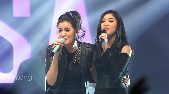 Raisa x Isyana Sarasvati (Deki Prayoga/Bintang.com)