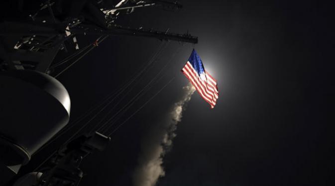 Misil AS Serang Suriah. (US Navy/AP)