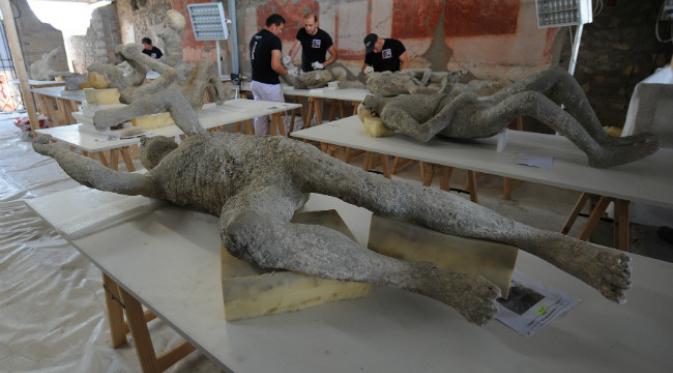 Proyek arkeologi di situs Pompeii. (Sumber AFP/Mario Laporta)