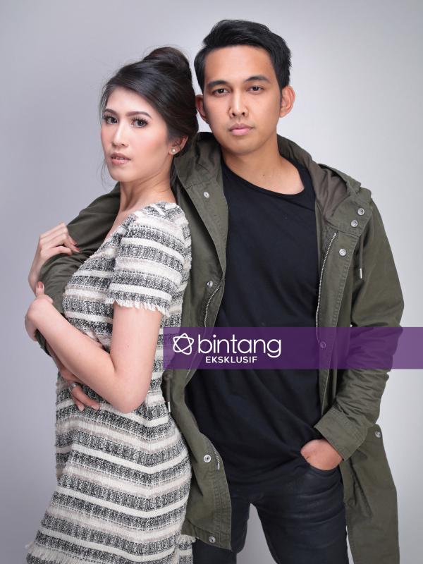 Naga Lyla dan Feby berusaha menjalani kehidupan rumah tangga mereka dengan sebaik-baiknya. (Foto: Deki Prayoga, Stylist: Indah Wulansari, MuA: @gearejeki, DI: Muhammad Iqbal Nurfajri/Bintang.com)