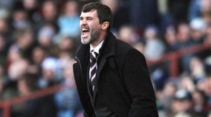 Ekspresi Roy Keane saat menyaksikan timnya, Sunderland, melawan Aston Villa, pada laga Premier League, 22 Maret 2008. (AFP/Ian Kington)