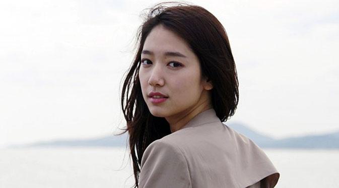 park-shin-hye-131114b.jpg