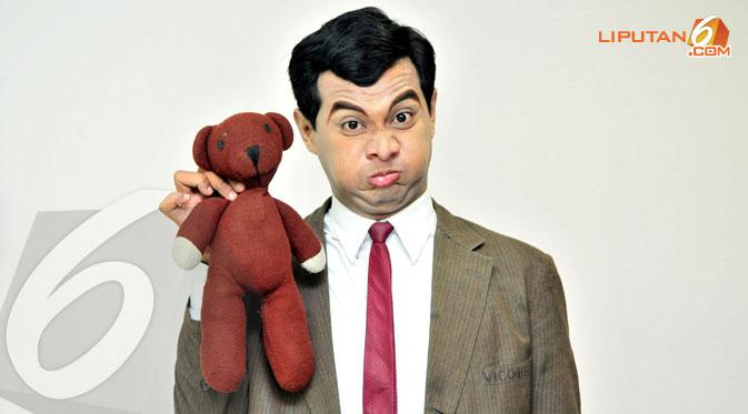 Adalah Vico Rahman yang mencoba untuk memerankan karakter Mr. Bean hingga ia sempat tampil beberapa kali meramaikan program musik Inbox (Liputan6.com/Panji Diksana)