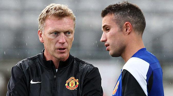 http://cdn0-e.production.liputan6.static6.com/medias/659931/original/moyes-dan-van-persie-130905c.jpg