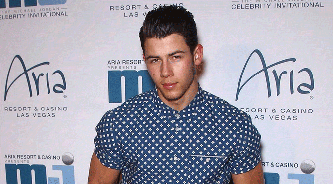 justjaredjr.com