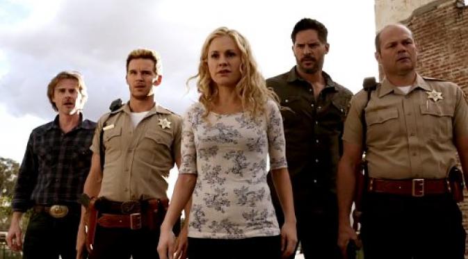 http://0.cdn-e.production.liputan6.static6.com/medias/666702/big/true-blood-season-7-promo-there-s-no-one-left.jpg