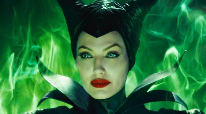 Maleficent mengalahkan rekor film Angelina Jolie sebelumnya, Mr. & Mrs. Smith yang meraup USD 478,2 pada 2005.