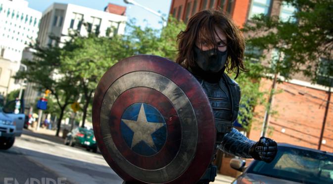 Sebastian Stan yang berperan sebagai The Winter Soldier di film kedua Captain America tak menampik dirinya bakal menjadi sang superhero.