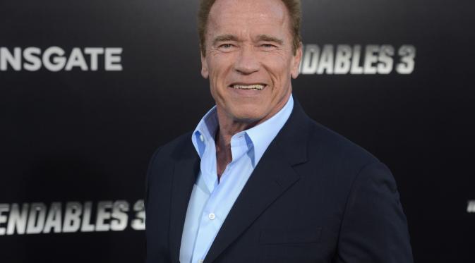 Pada Oktober 2003, enam wanita memberikan kesaksian bahwa Arnold Schwarzenegger berusaha menyentuh mereka dengan cara yang menurut mereka menjijikkan. (REUTERS/Phil McCarten)