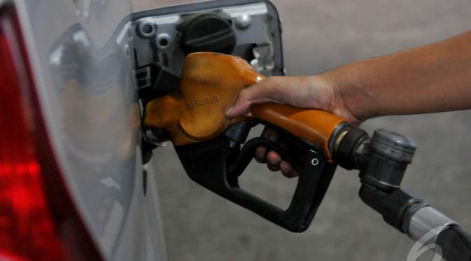 Namun menurut Pertamina hal itu bukan karena kelangkaan bahan bakar minyak (BBM) bersubsidi melainkan pengaturan kuota yang mulai diberlakukan Pertamina, Jakarta, Rabu (27/8/2014) (Liputan6.com/Johan Tallo)