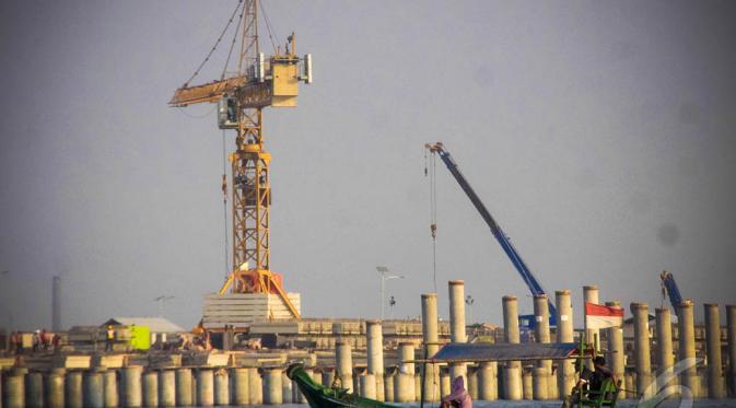 Pelindo II menargetkan pembangunan pelabuhan New Tanjung Priok tahap I dapat beroprasi pada kuartal III 2015 dengan kapasitas daya tampung  sebesar 1,5 juta, Minggu (7/9/2014)(Liputan6.com/Faizal Fanani)
